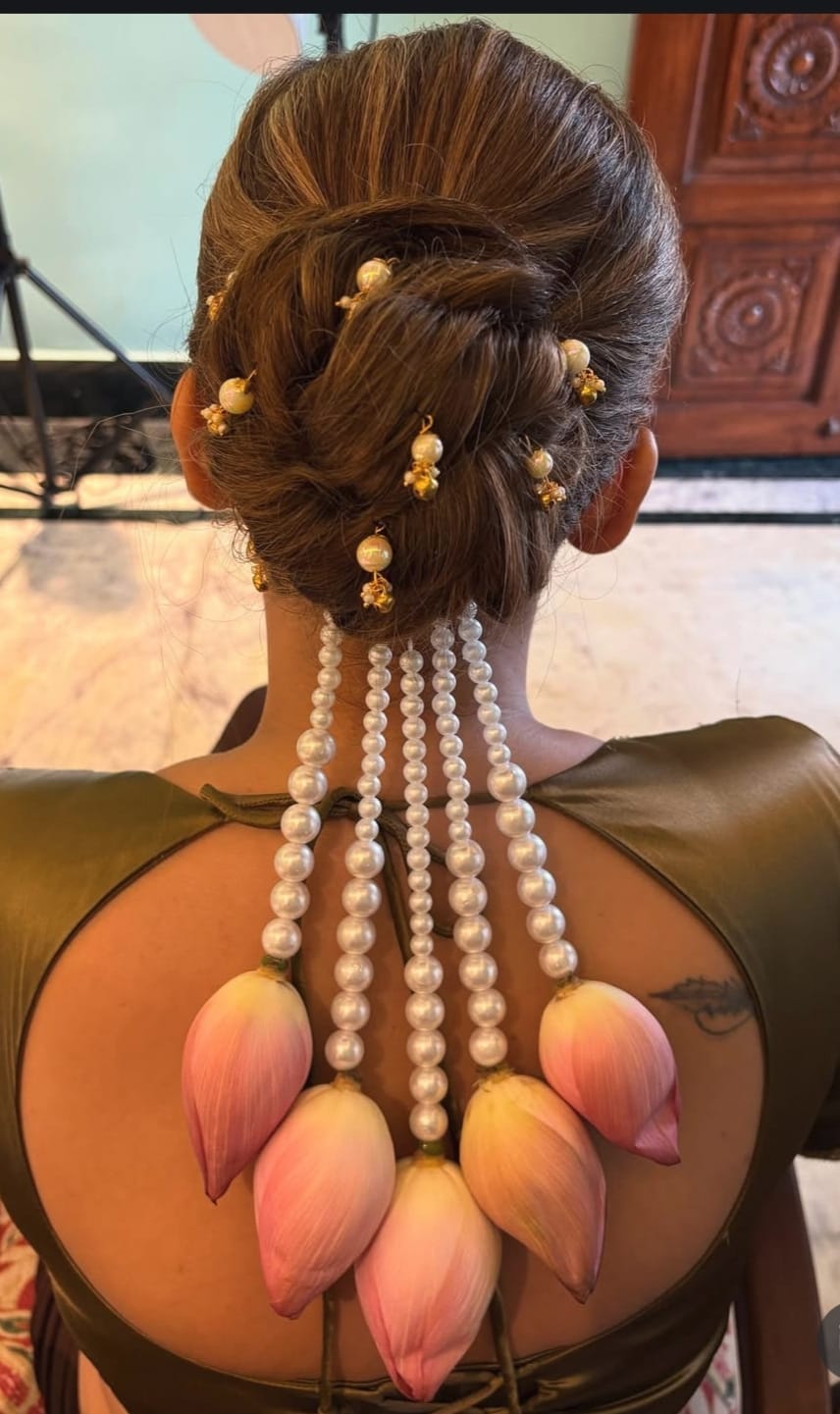 Academy hairstyling training